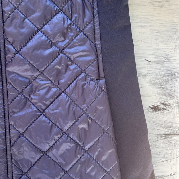 Women’s Athleta Rain/Warm/Wind Hooded Jacket, Size Small - Picture 4 of 9